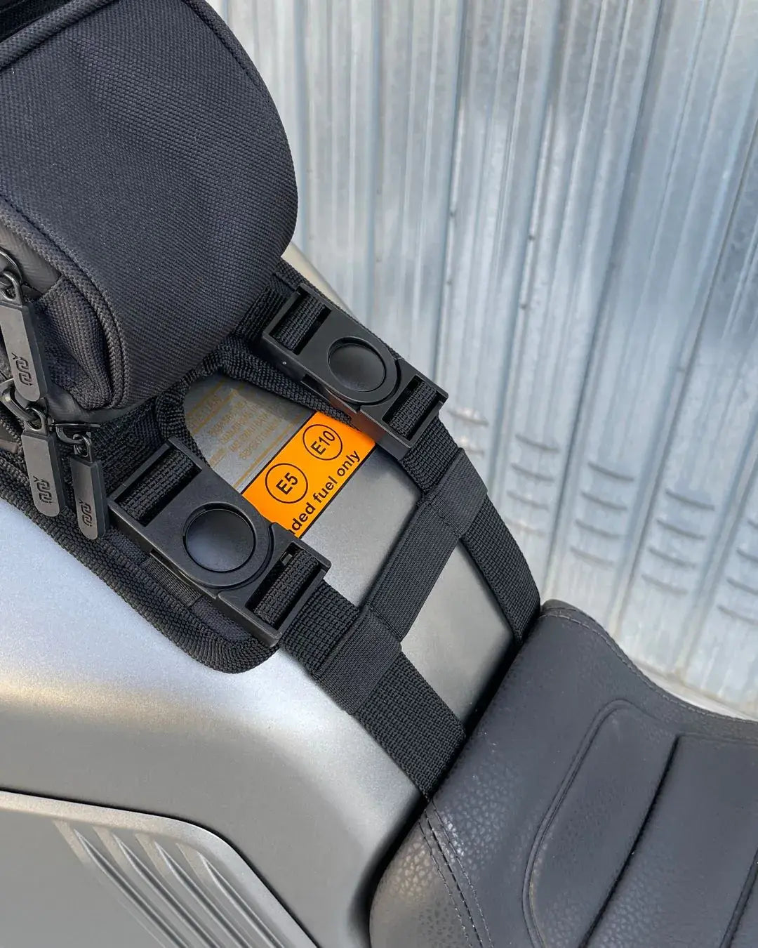 Oj Rookie Tank Bag - 3,2 liters motorcykelbagage