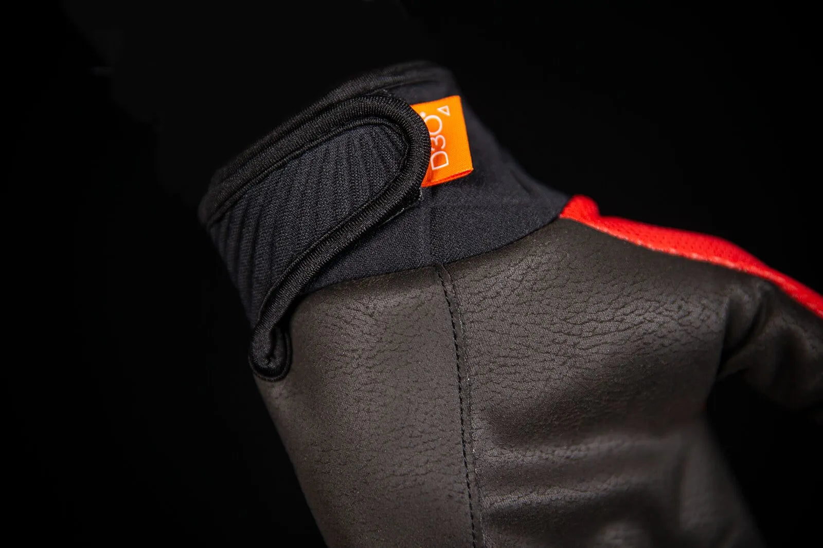 Icon Anthem 2 Ce™ Men's Motorcycle Gloves - Black/Red