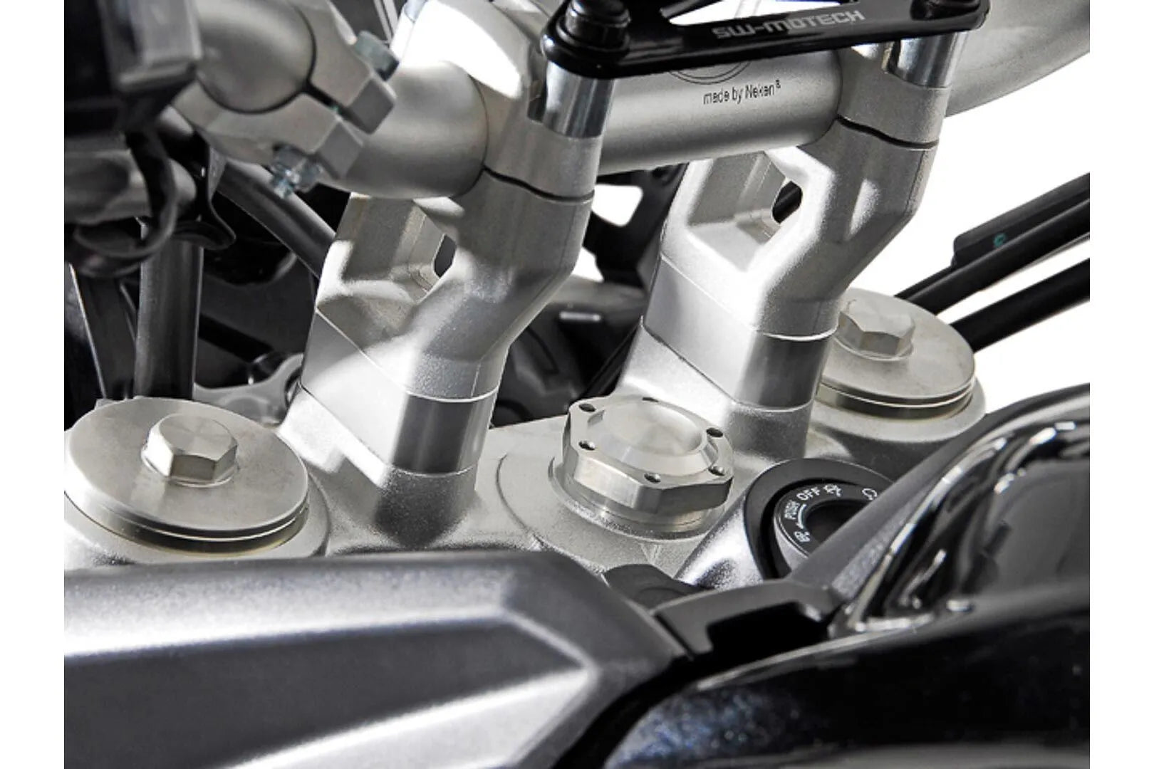 Sw-motech 20mm Styrforhøjer