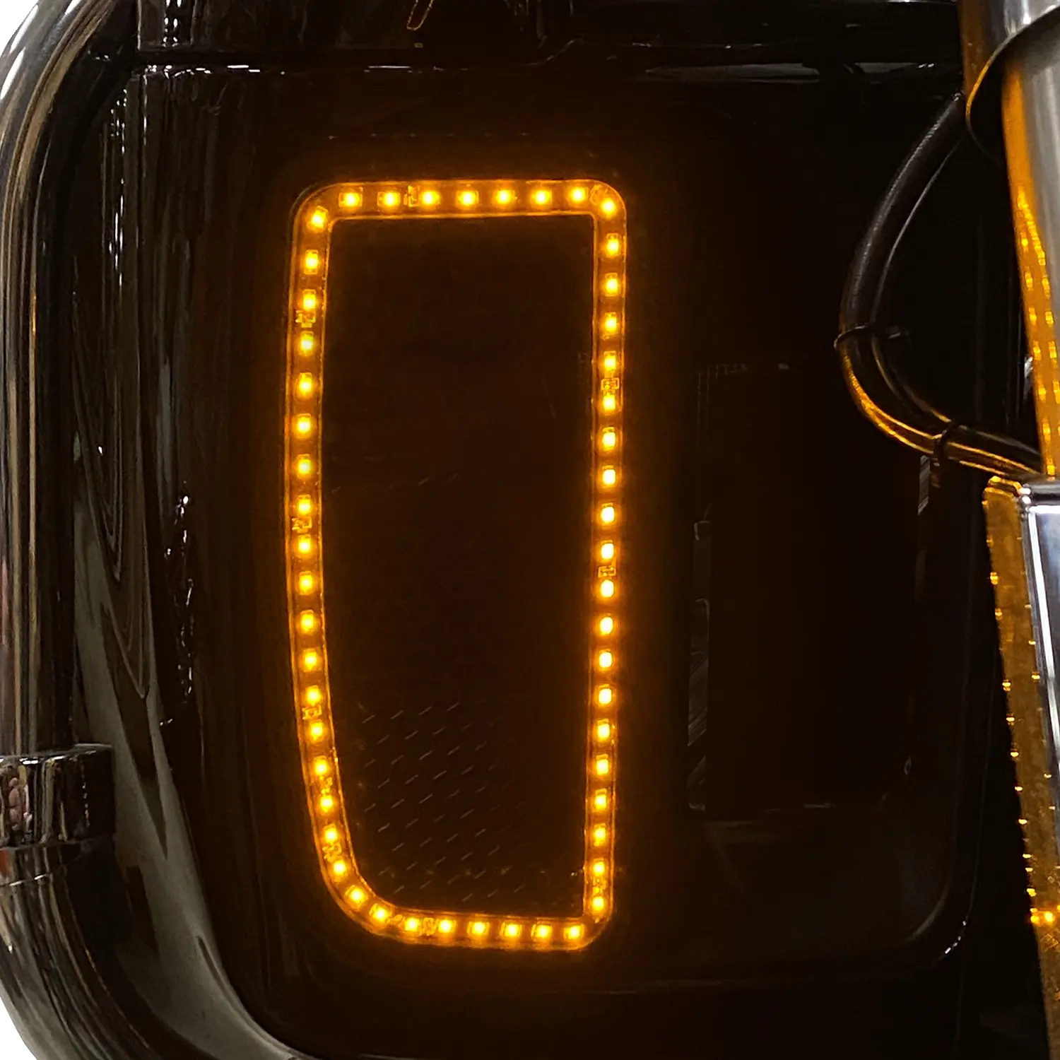 Custom Dynamics Lower Fairing Amber Led lysindsatser