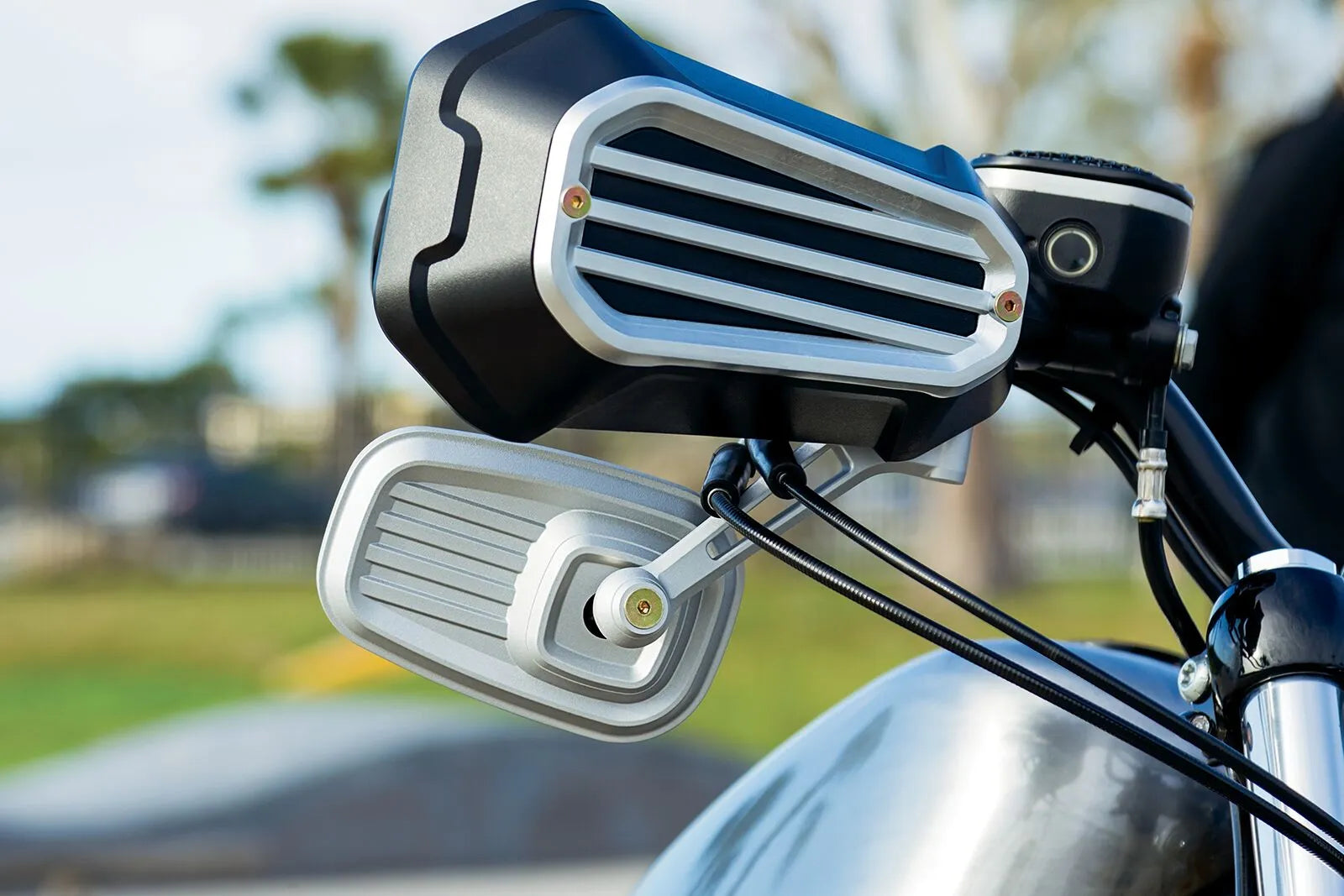 Kuryakyn Dillinger Mirror: Forbedret synlighed