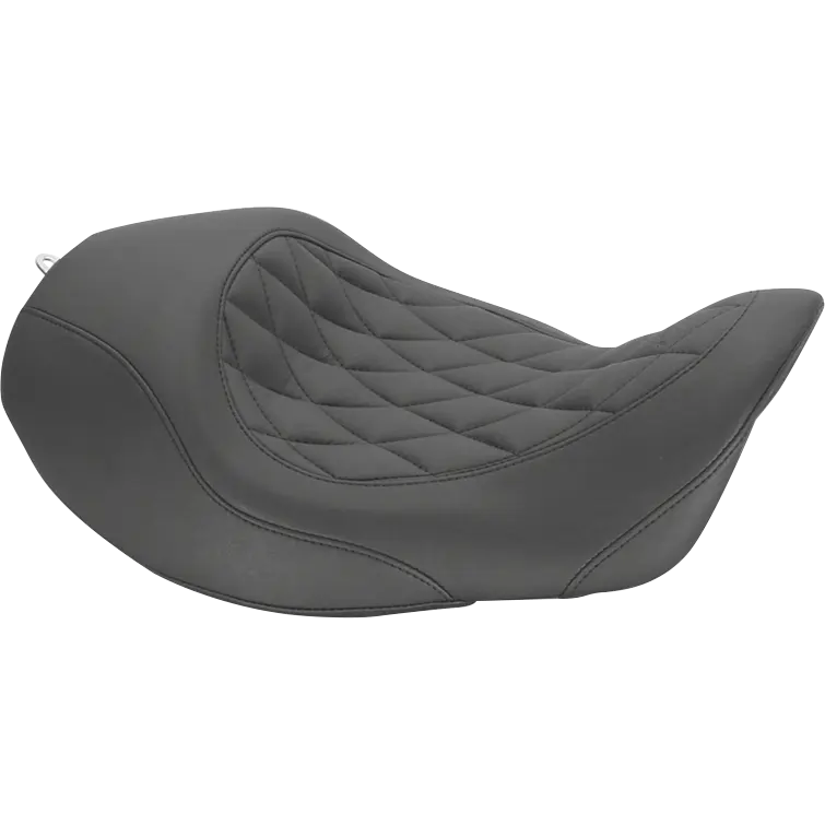 Mustang Wide Tripper Seat - Forlæns positionering